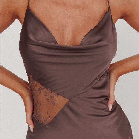 Selfie Leslie- Emmerson Cut-Out Cowl Neck Dress Warm Grey - Picture 3 of 3